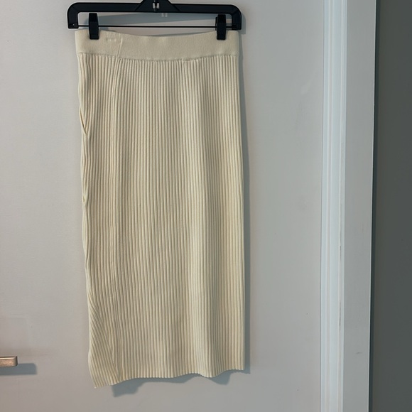 Anthropology ivory pencil skirt new with tags - Picture 3 of 4